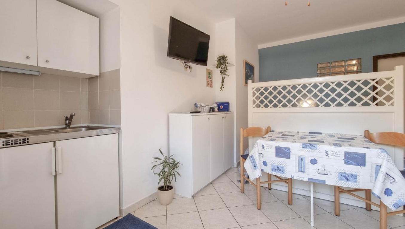 Alma One Apartamento Novigrad Istria Exterior foto